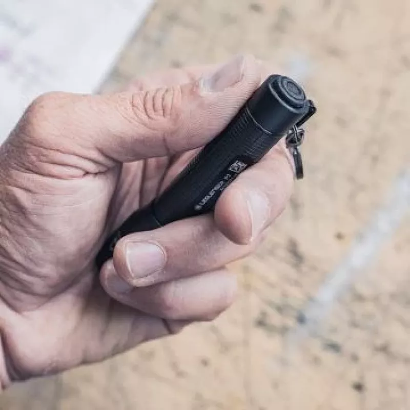 Keychain flashlight Ledlenser P3 Black — compact aluminium LED torch, AAA, up to 130 lm, IP54, 3 power levels