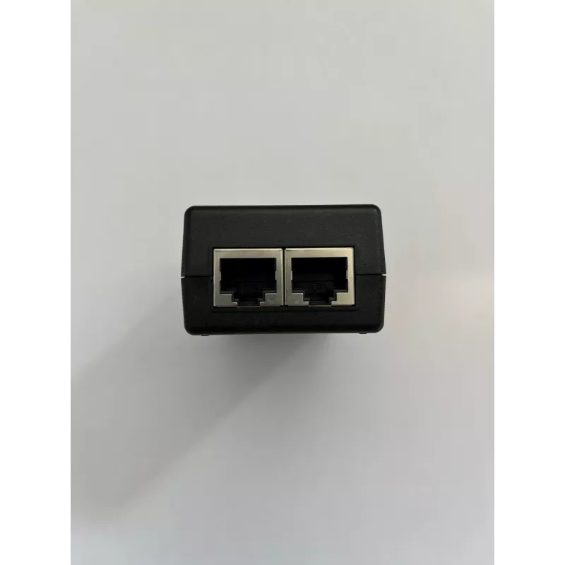 PoE adapter Cambium Networks N000900L001D — Gigabit Ethernet, 30 V PoE, 15 W output, 90–264 V AC input