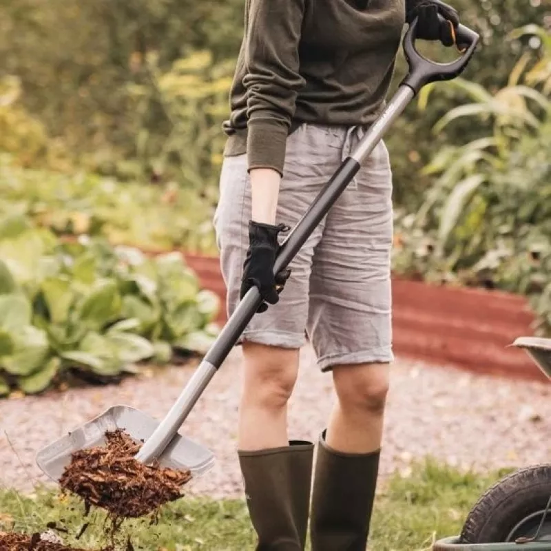 Shovel Fiskars Ergonomic FS.S. 1025376 Grey — ergonomic garden shovel, Fiskars 1070058