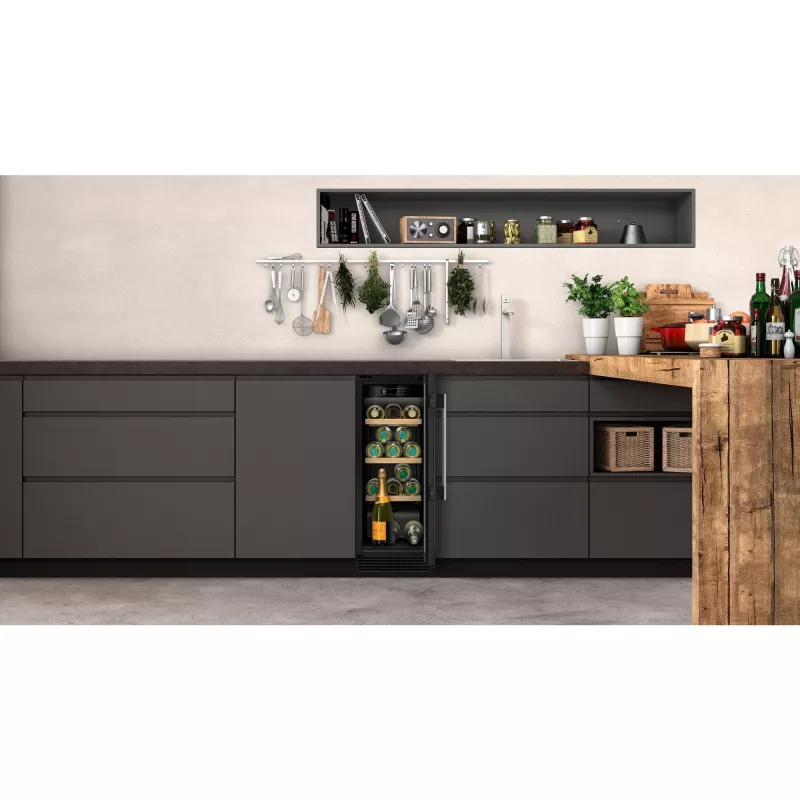 Neff KU9202HF0 wine cooler Built-in Black 21 bottle(s)