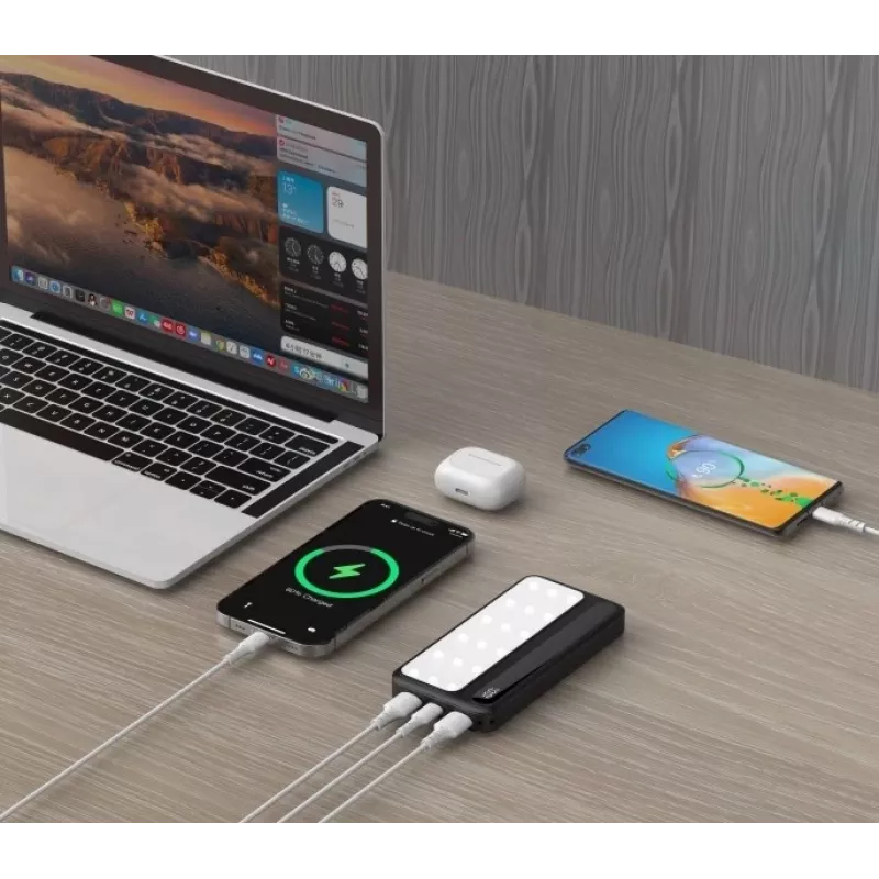 Powerbank P10 LCDPD 10,000mAh LAMP