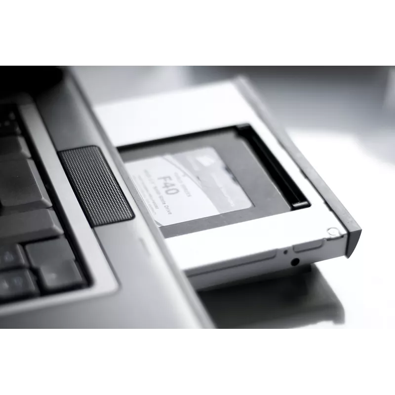 Mounting frame SSD / HDD CD / DVD / Blu-ray SATA to SATA III 12.7mm