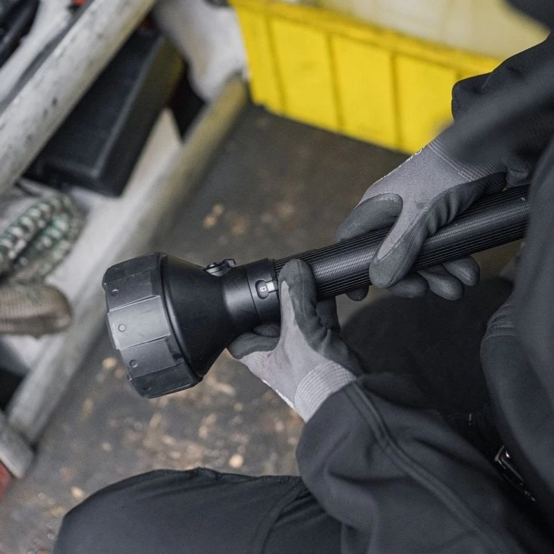 Hand flashlight Ledlenser P21R Black rechargeable LED, 1000 lm, IP68, 32700 battery, 1100 m beam