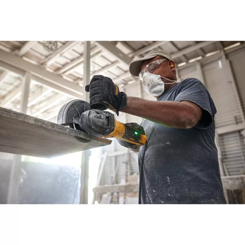 DeWALT DWE4347-QS angle grinder 12.5 cm 10500 RPM 2.3 kg