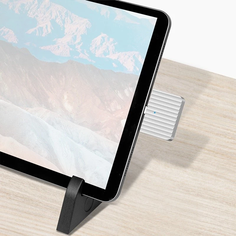 Very small USB3.2 Gen2x1 SSD enclosure USB-C NVM