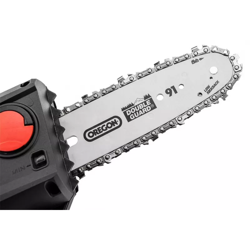 GRAPHITE 58G098 cordless 2-in-1 pole saw and hedge trimmer