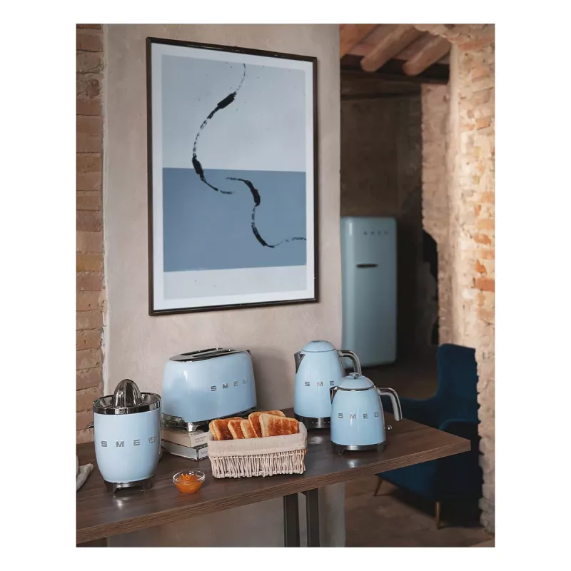 SMEG Electric Kettle 50s Style KLF04PBEU, Pastel Blue