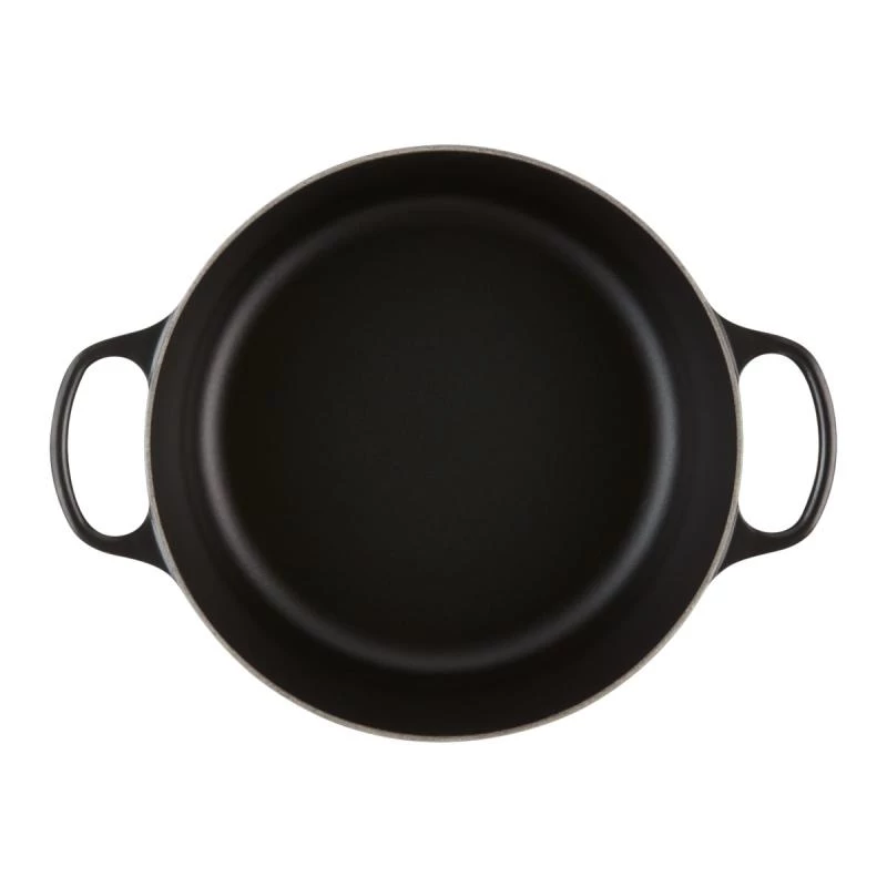 Le Creuset Signature Round Casserole baking dish