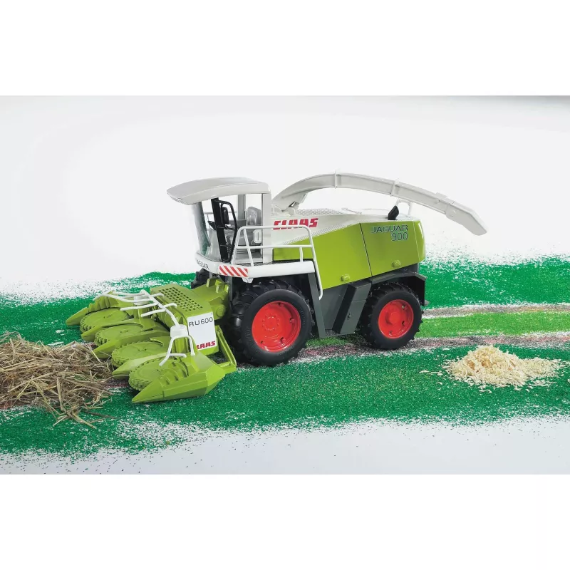 Toy forage harvester BRUDER Claas Jaguar 900, plastic, recommended age 4+