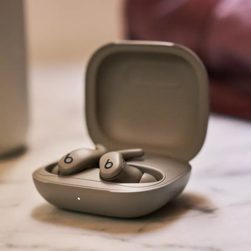 Earbuds Apple Powerbeats Fit