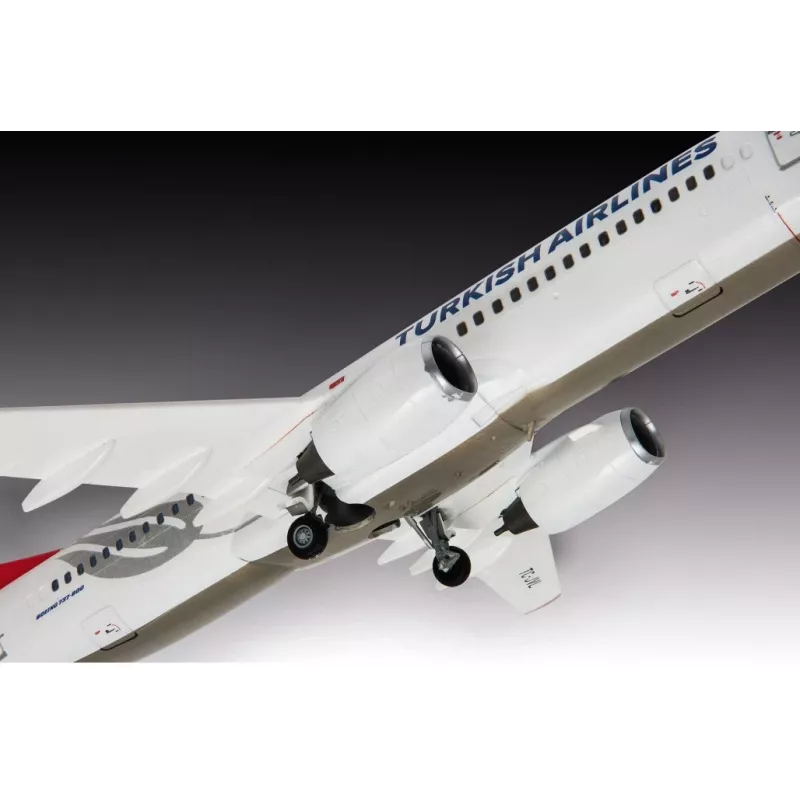 Plastic Model Aircraft REVELL Boeing 737-800 Turkish Air 1:144 scale