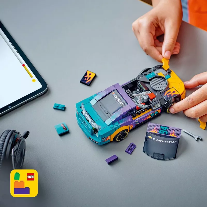 Construction toy LEGO Speed Champions 76935 NASCAR Next Gen Chevrolet Camaro ZL1, 328 pieces, 1 minifigure, age 9+