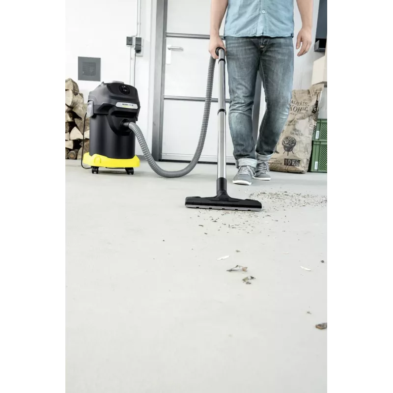 Dry Vacuum Cleaner Karcher AD 4 Premium — 17 L, 600 W, bagless, metal hose, chrome tube