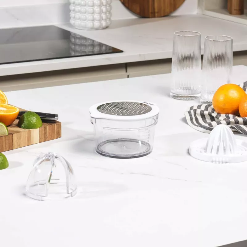 Citrus Juicer Salter BW12004WEU7 4-in-1 compact design, easy to use