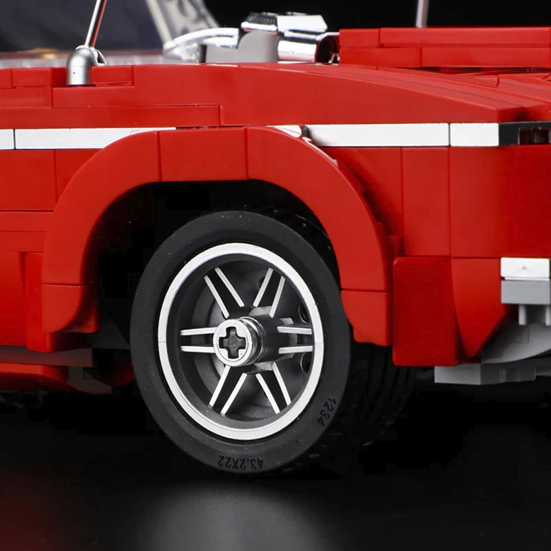 Low Rider - Big Red, Construction Toy