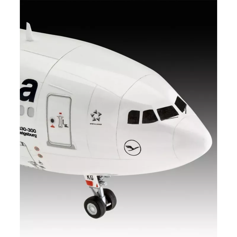 Plastic model airplane REVELL Airbus A330-300 Lufthansa scale 1:144