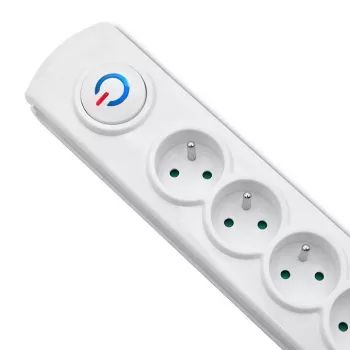 Surge Protector Qoltec 50293 White 8 AC outlets 230 V