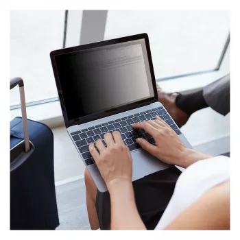 Mobilis Magnetic Privacy Filter for Surface Laptop 6 13.5'' (016444)