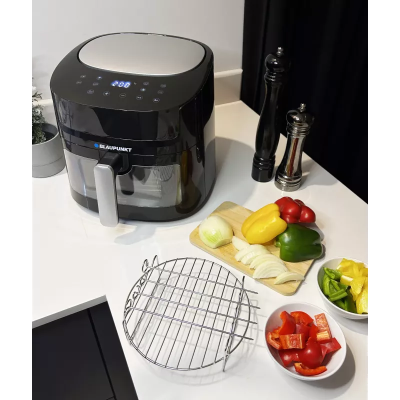 Air fryer BLAUPUNKT AFD712 — 7.2 L capacity, 1800 W, digital touch control, 40–200°C, 60 min timer