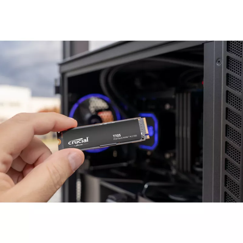 SSD drive Crucial 2TB M.2 PCI Express 5.0 NVMe CT2000T705SSD3