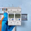 Qoltec 50882 Single phase electronic energy consumption meter for DIN rail | Wi-Fi | TUYA | 230V | LCD