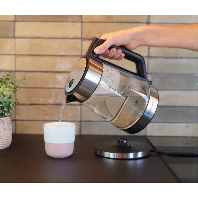 Electric kettle Blaupunkt EKG401 1.7 L 2200 W glass housing, stainless steel accents, water level indicator