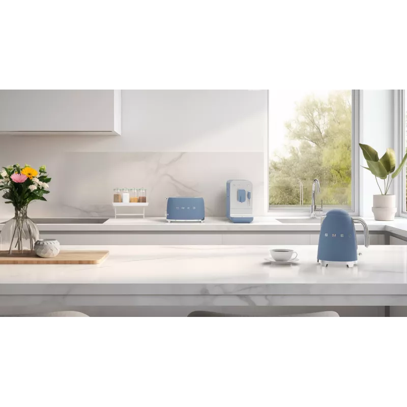 Smeg KLF03SBMEU electric kettle 1.7 L 2400 W Blue