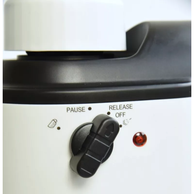 Maestro MR-410 espresso coffee maker with milk frother, 800 W, 3.5 bar, 240 ml water tank