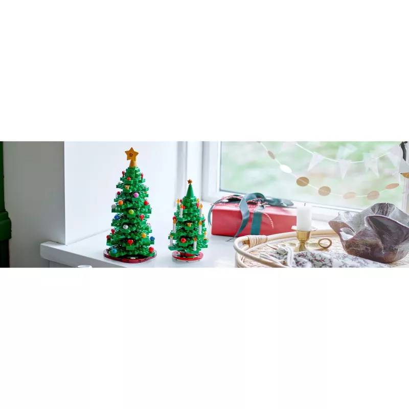 LEGO Christmas Tree set 40573 – seasonal display model, decorative mini build