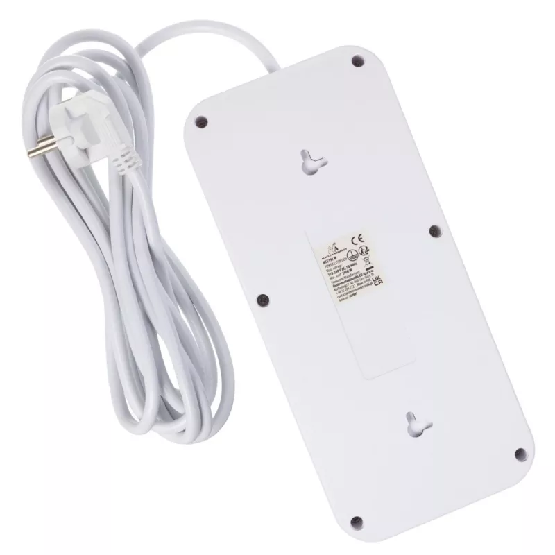 Power strip MACLEAN MCE391 W — 6 sockets, 4×USB-A + 1×USB-C, 3 m cable, 110–240V, 2500W, white