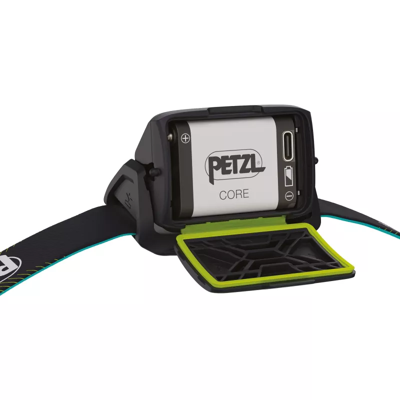 Petzl E065AB03 Actik Core Lamp Green (E065AB03)