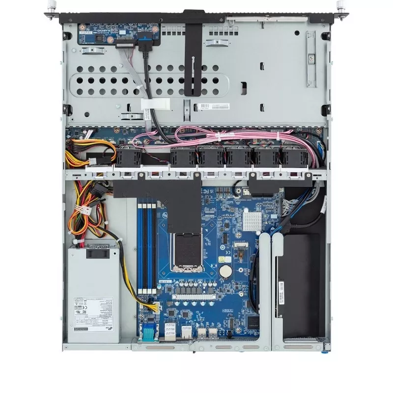 Rack server GIGABYTE R123-X00-AA01 1U — single-socket Intel Xeon Scalable platform, LGA 1700, DDR5, 4 DIMM, 2.5 inch bays x4, 400 W PSU (80 PLUS Gold)