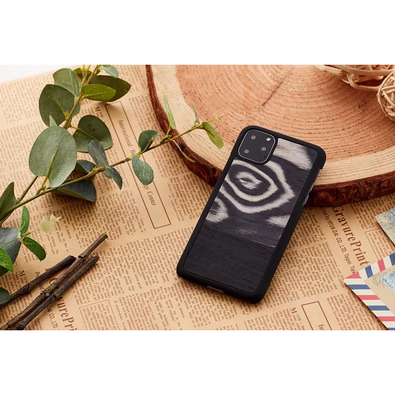 Smartphone case man and wood for iPhone 11 Pro — leopard black protective cover