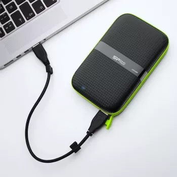 SILICON POWER Armor A60 - Festplatte - 4TB - extern (tragbar) - 2.5 (6,4 cm) - USB3.0 - Schwarz (SP040TBPHDA60S3K)