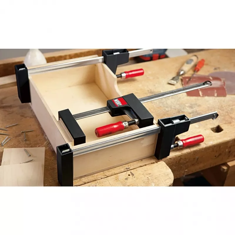Carpenter clamp full surface light Uniklamp UK 600