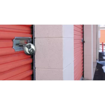 Discus padlock MASTER LOCK 70 mm Excell stainless steel, shrouded shackle, keyed to differ