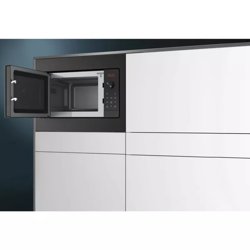 Siemens iQ300 BF523LMB3 microwave Black, Stainless steel Solo microwave Built-in 20 L 800 W