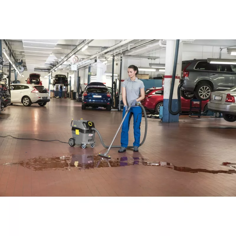 Kärcher Wet and dry vacuum cleaner NT 30/1 Tact L