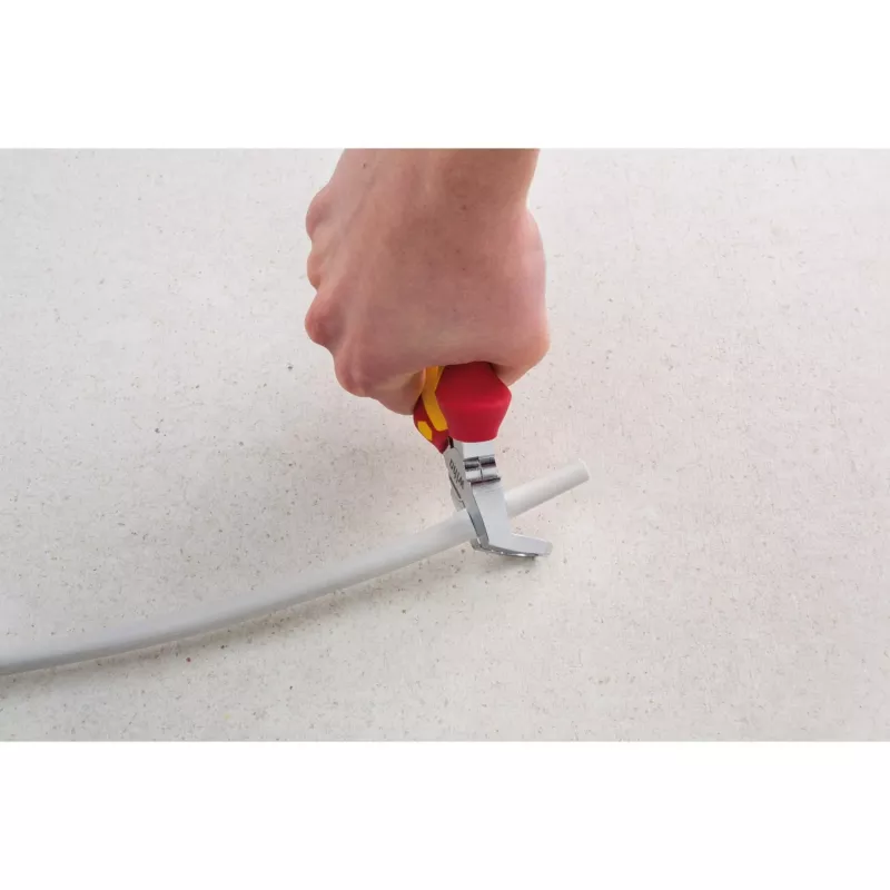 Crimping/stripping tool Wiha TriCut Installationszange Professional electric Z 14 1 01 — cuts, strips, and insulates for live parts up to 1,000 V AC