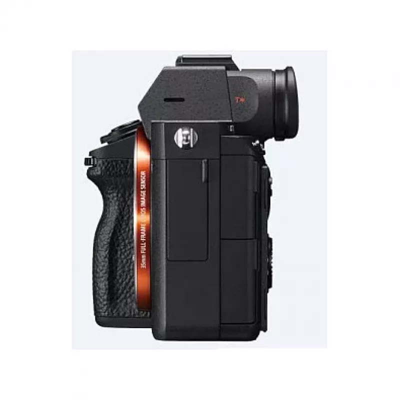 Sony α 7 III + 28-70mm MILC 24.2 MP CMOS 6000 x 4000 pixels Black