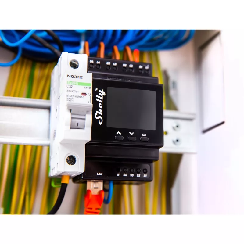 DIN-rail Relay Module Shelly 4-channel Pro 4PM Wi‑Fi, 4 channels, AC 110–240V, power & energy measurement, DIN mounting