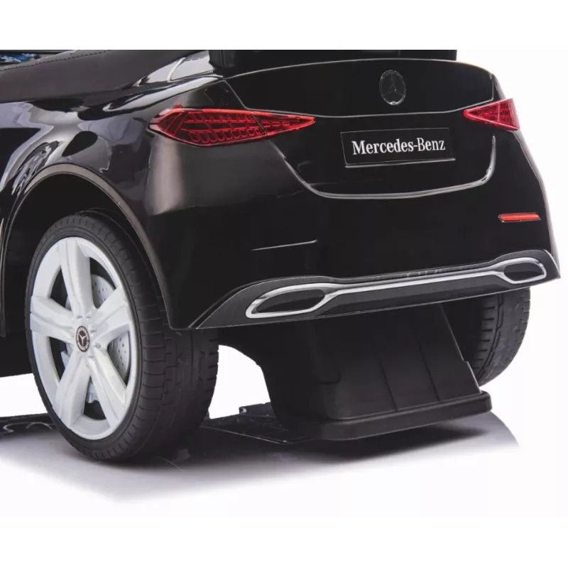 Vehicle Mercedes C-Class S black