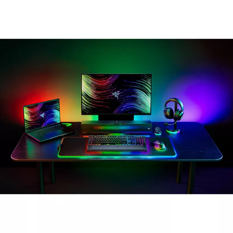 Razer BlackWidow V4 Pro Keyboard Gaming USB QWERTZ German Black