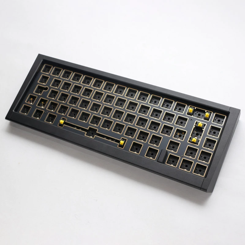 Ducky Outlaw 65 keyboard Universal USB Black