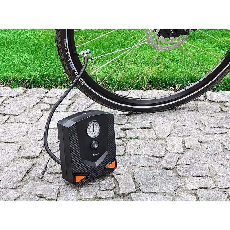 TRACER RES-03ML 12V 150 PSI Portable Air Pump