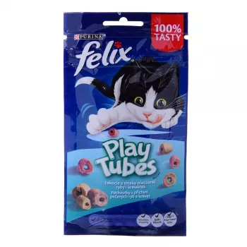 Dry cat treat Felix Play Tubes Fish & Shrimps 50 g — snack tubes for adult cats, 35% protein, 19.5% fat