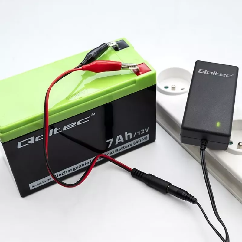 Battery Charger QOLTEC 52423 for AGM/GEL/STD batteries 6V/12V 1.5A