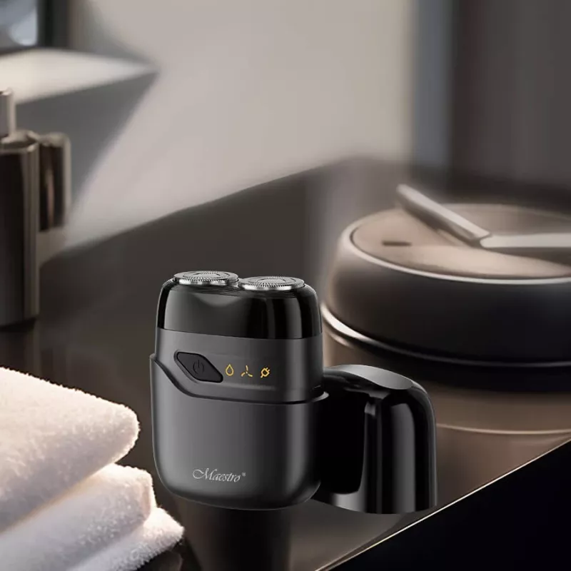 Electric shaver Maestro MR-671 USB travel compact design