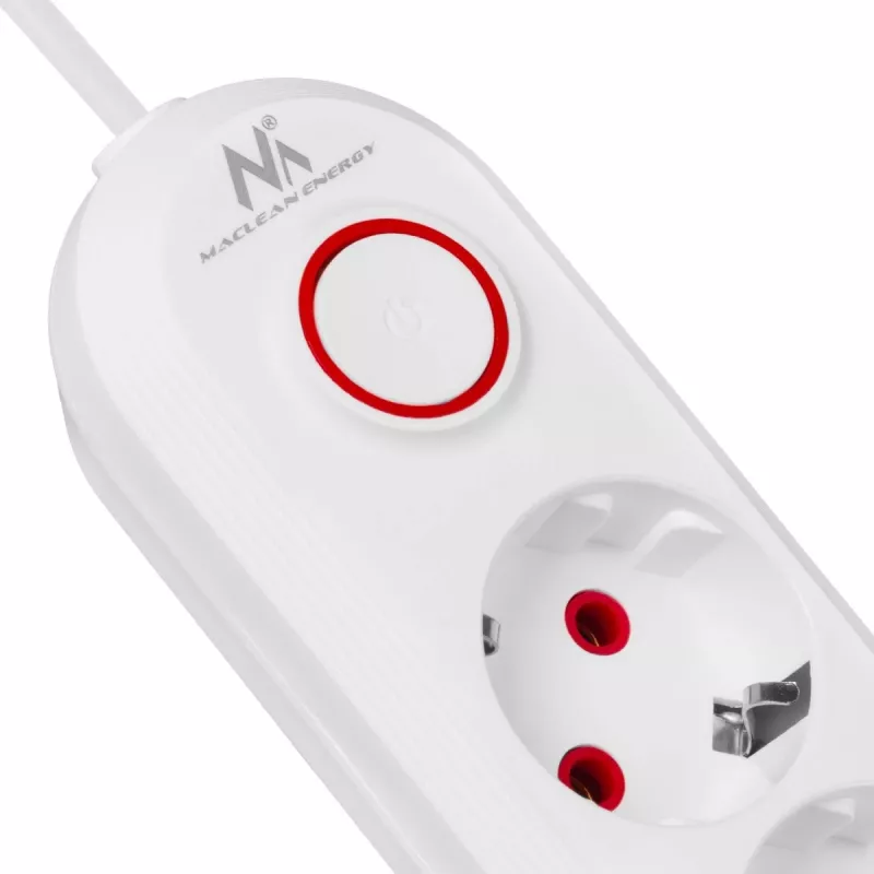 Power strip MACLEAN MCE394W — 3 sockets, 3×USB 2.1A, 110–240V AC, 2500W, 1.5 m cable, white