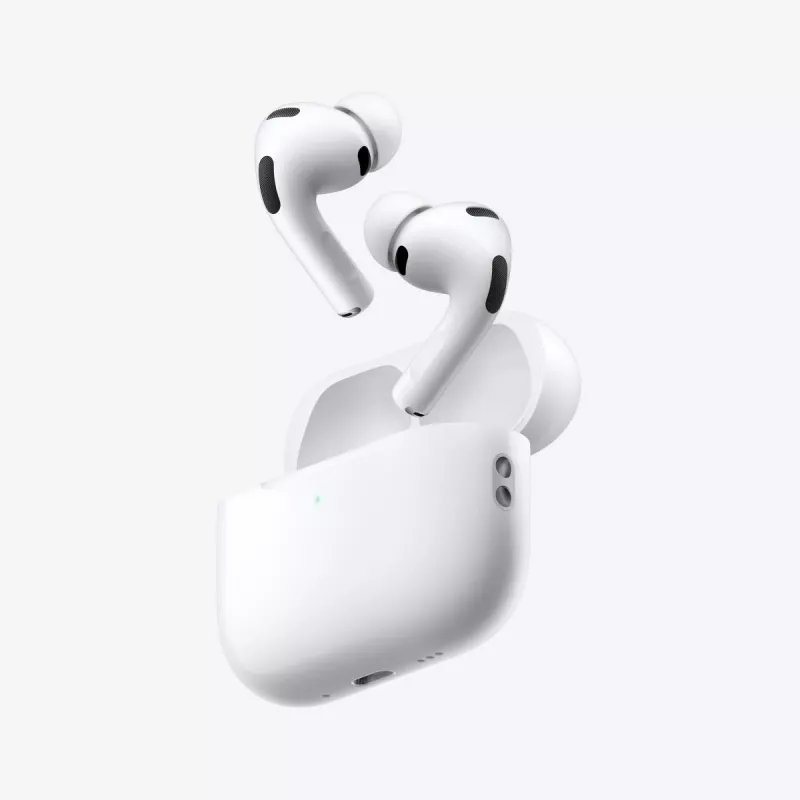 Headset Apple AirPods Pro (3rd generation) — True Wireless in‑ear, H2 chip, IP57, USB‑C charging case, ANC, Transparency